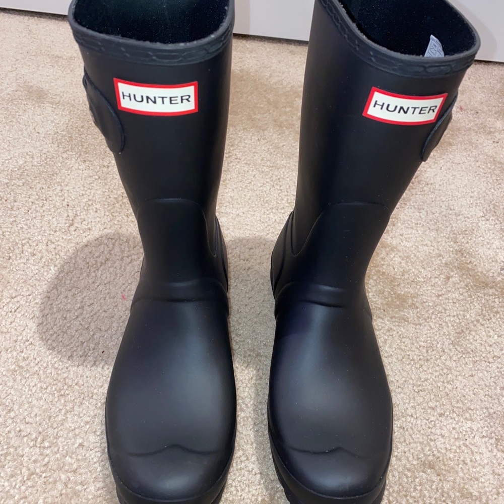 Hunter Original Short Rain Boot for Women, Size 9 - Black